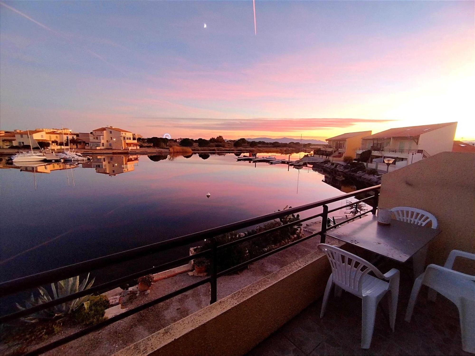 Appartement Coup De Coeur Les Pieds Dans L'Eau Le Barcares Exterior photo